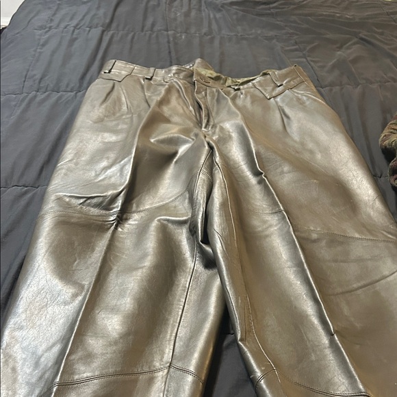 Olive Green Leather Jacket and Pants Set - Picture 8 of 10